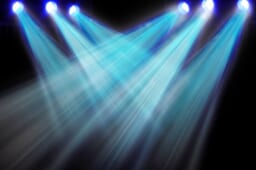 名古屋のカーエアコンクリーニング業者が明かす！においの原因とは？